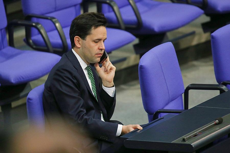 JU-Chef Johannes Winkel fordert Sozialstaatsreform: Wer nicht eingezahlt hat, soll weniger bekommen