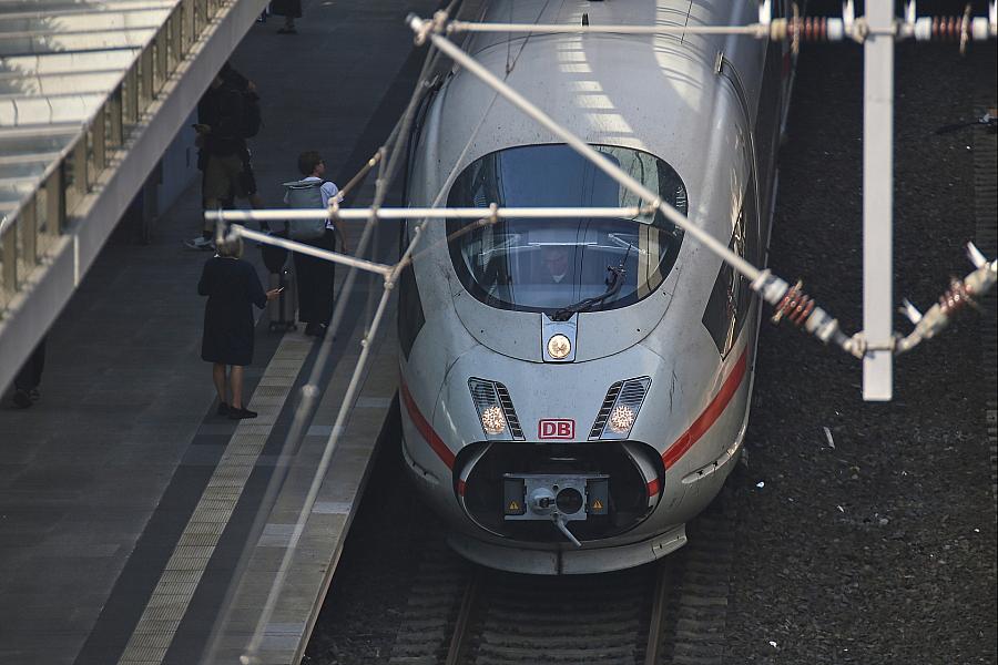 Nach Türöffnung bei 200 km/h: Pro Bahn verlangt Videoüberwachung in Zug-Einstiegsbereichen