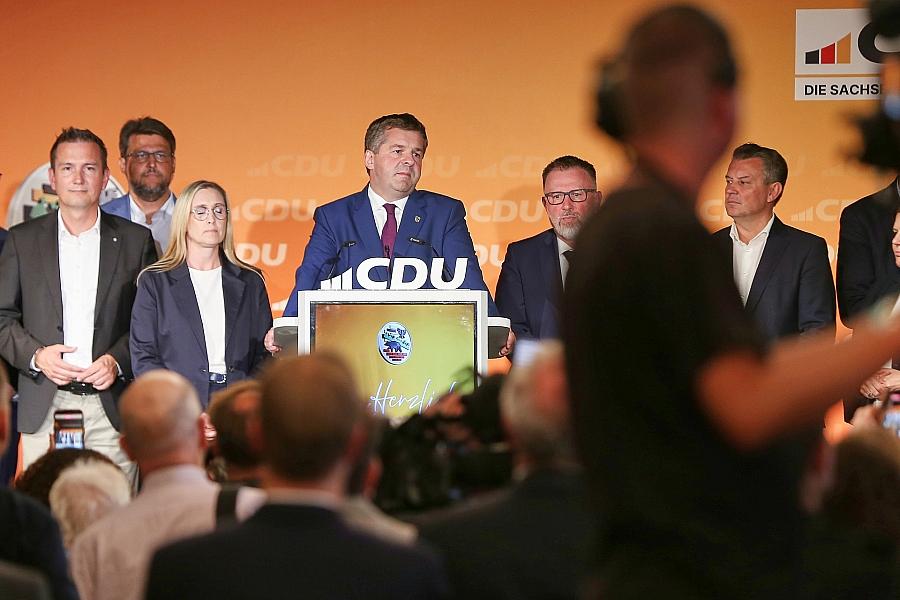 Landtagswahl Sachsen-Anhalt: CDU stürzt auf 17,3 Prozent ab und beruft Krisensitzung ein