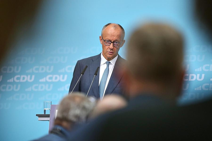 Merz warnt nach AfD-Wahlerfolg vor Bedeutungsverlust der Volksparteien in Deutschland