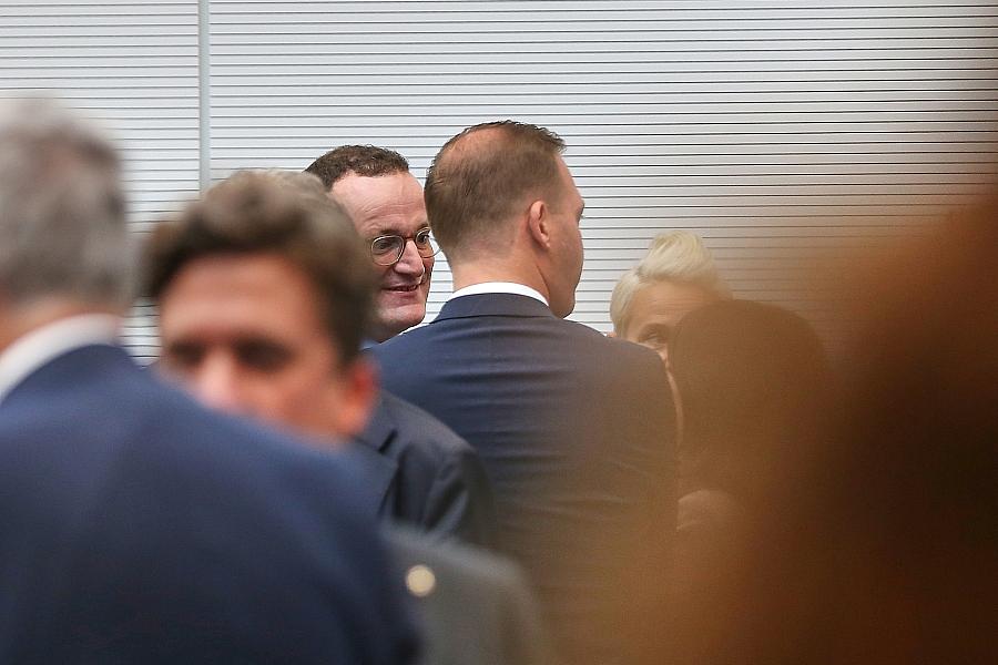 Nach Spahn-Rückzug aus Haushaltsausschuss: SPD fordert mehr Fingerspitzengefühl bei Personalentscheidungen