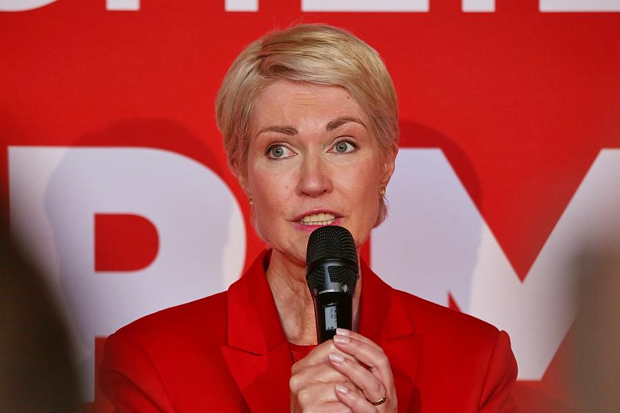 Schwesig: Keine Änderungen an abschlagsfreier Rente nach 45 Beitragsjahren