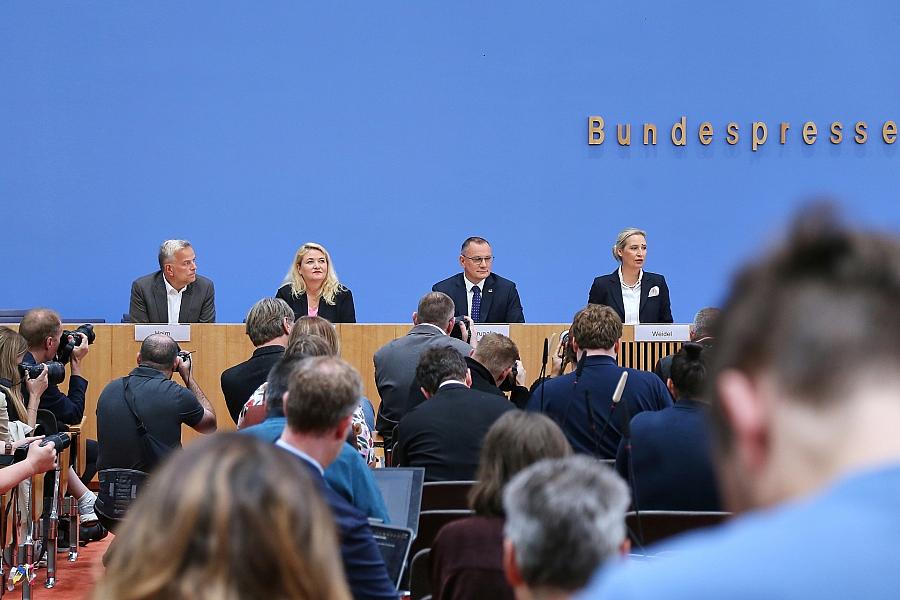 AfD Mecklenburg-Vorpommern: Holm bekräftigt Regierungsanspruch nach Landtagswahl