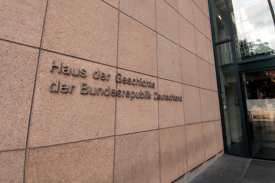 Nachlass von Heinz Erhardt: Tagebücher und Schreibmaschine kommen ins Haus der Geschichte Bonn