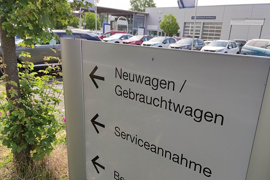 Kraftfahrzeughandel in Sachsen-Anhalt verzeichnet im ersten Halbjahr Umsatzplus