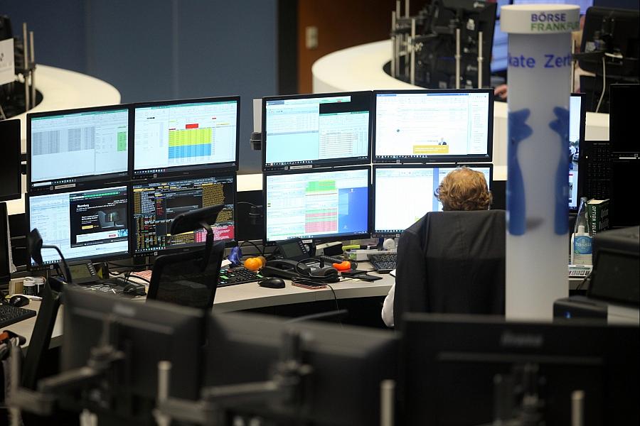 Dax startet mit Verlusten – Ölpreis nähert sich 100-Dollar-Marke