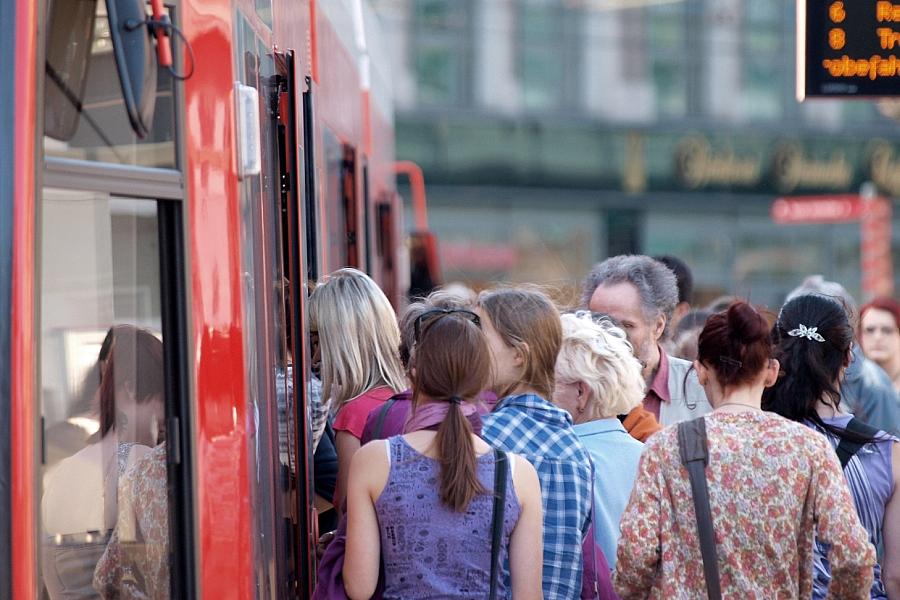 Deutschlandticket wird teurer: Preis steigt ab Januar 2027 auf 66,80 Euro pro Monat