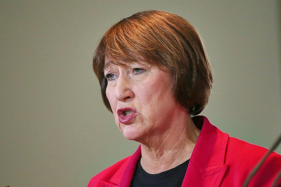 VDA-Chefin Hildegard Müller fordert vor IG-Metall-Aktionstag mehr Veränderungsbereitschaft in der Autoindustrie