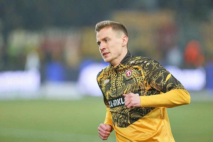 Dynamo Dresden gewinnt 2:0 gegen 1. FC Magdeburg und verlässt Abstiegsränge