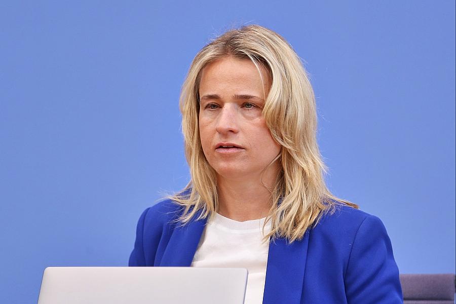 Pflegereform: VdK-Präsidentin Bentele nennt geplante Streichung der Teilrente für pflegende Angehörige „hochgradig unsolidarisch“