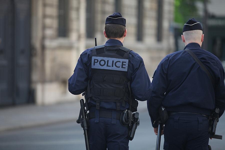 Frankreich-Unruhen: Frankreichs Premierminister fordert „lokale Ausgangssperren“ zum Schutz von Geschäften