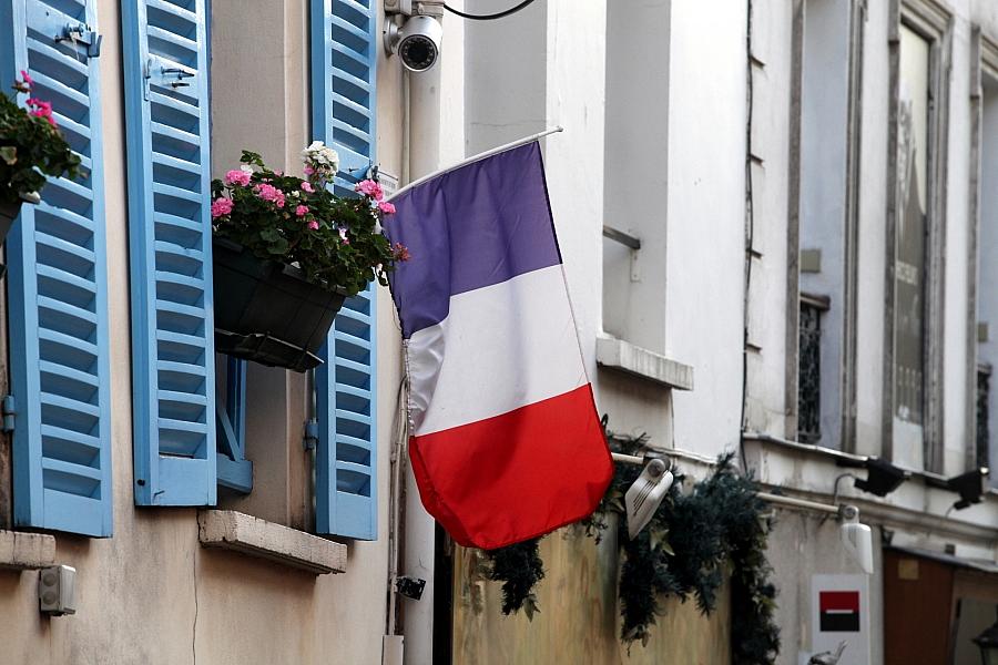 Frankreich-Schulden: Ökonom Neyer warnt vor Krise im Euroraum und fordern Kurswechsel