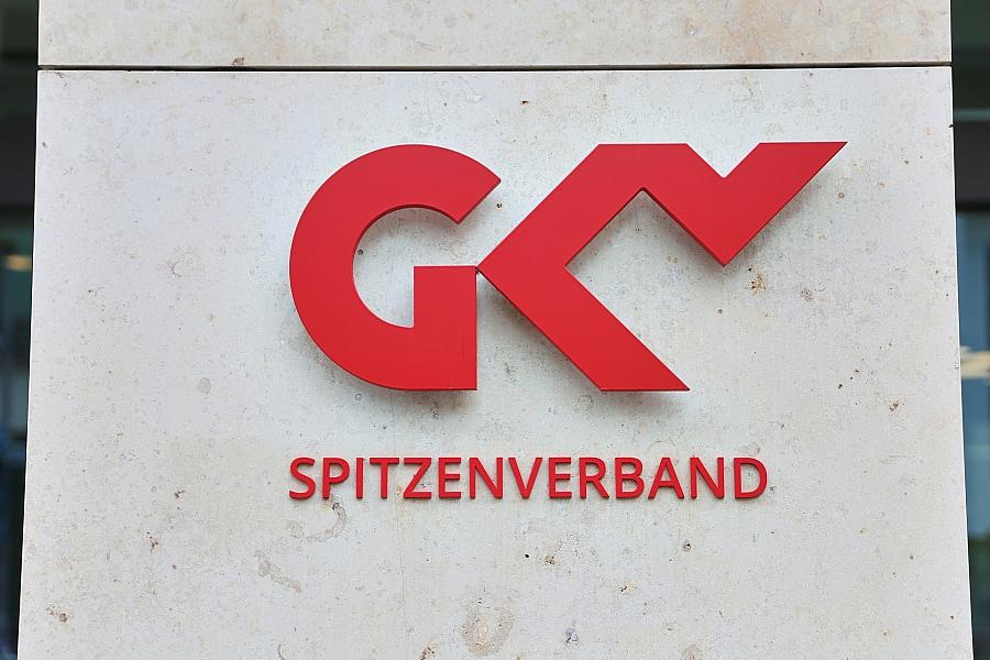 GKV-Spitzenverband beharrt auf Klage: Bund soll Gesundheitskosten von Grundsicherungsempfängern voll zahlen