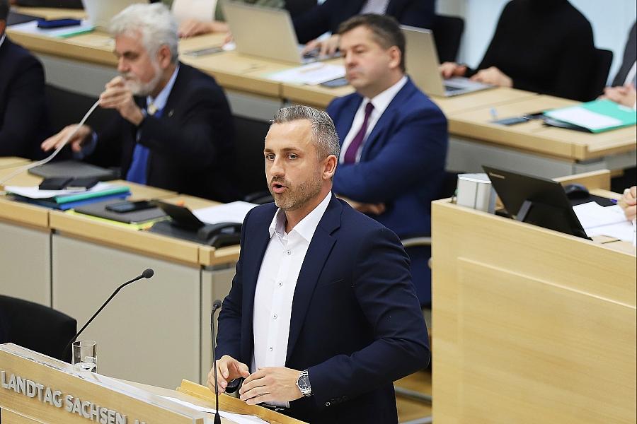 Landtag Sachsen-Anhalt stimmt für AfD-BSW-Antrag zu Ukraine-Krieg