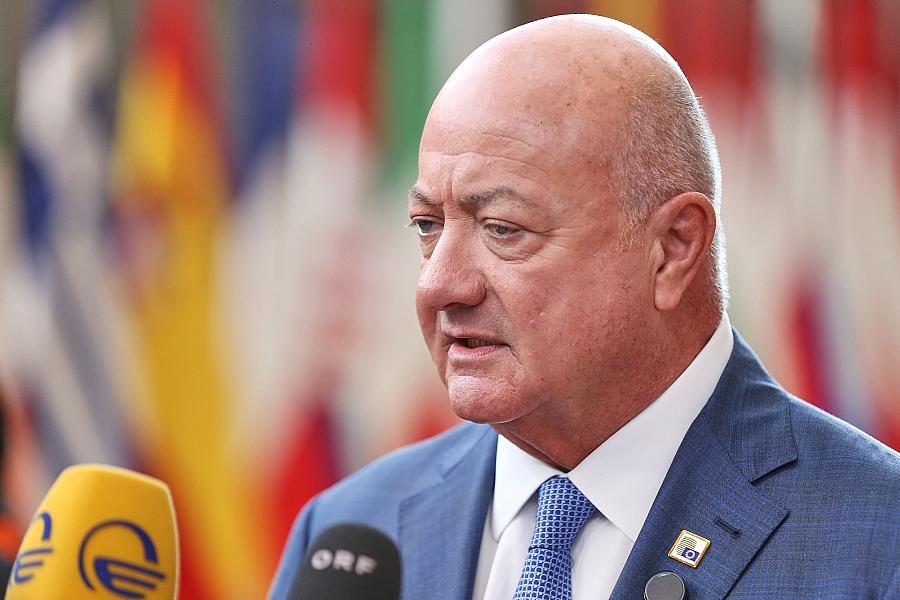 EU-Haushalt: Österreichs Kanzler Stocker droht mit Veto – und fordert weniger EU-Beamte statt mehr