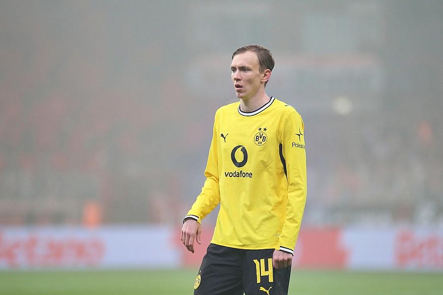 BVB schlägt Eintracht Frankfurt 1:0 und ist vorerst Tabellenführer