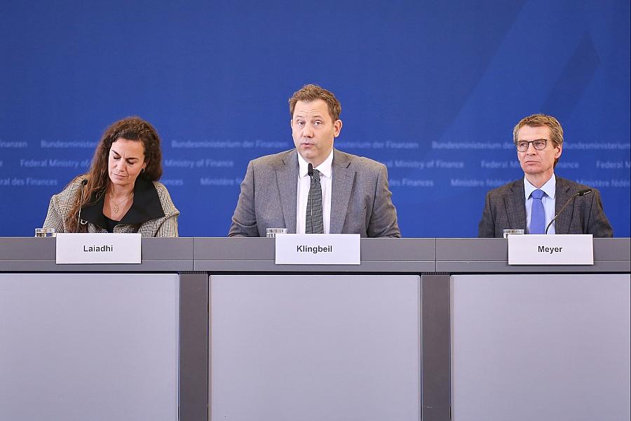 Steuerschätzer schrauben Erwartungen für die kommenden Jahre nach oben