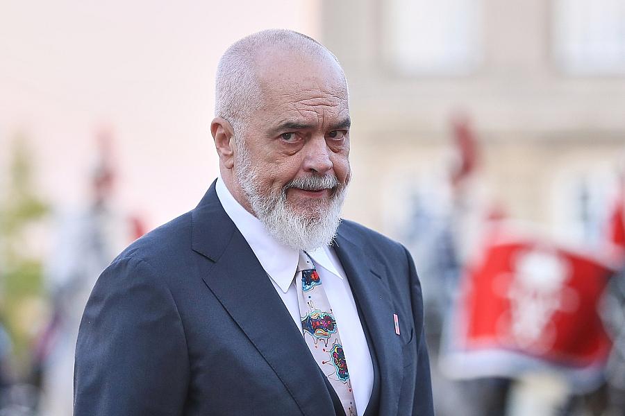 Albaniens Premier Rama lehnt weitere Rückkehrzentren für EU-Staaten ab und warnt vor Migration als Wahlkampfthema